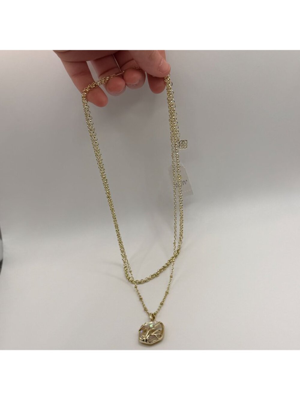 Kendra Scott Gold-Tone Necklace With Iridescent Pendant - Picture 8 of 8